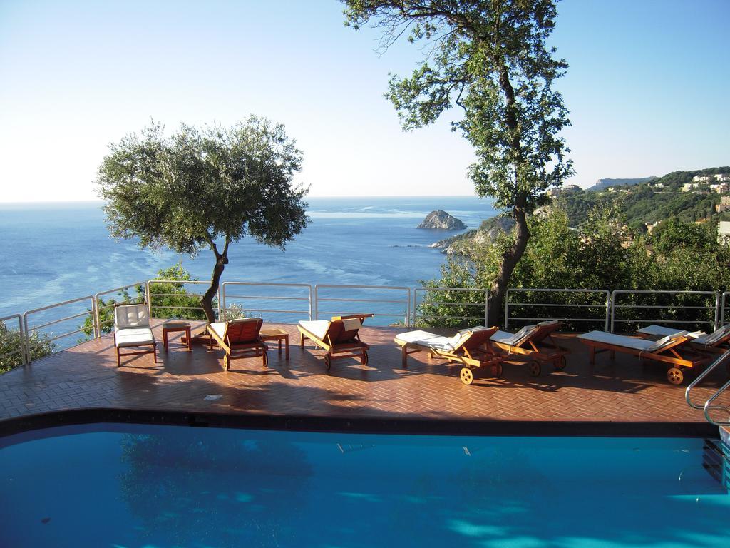 Residence Borgo San Sebastiano Bergeggi Bagian luar foto