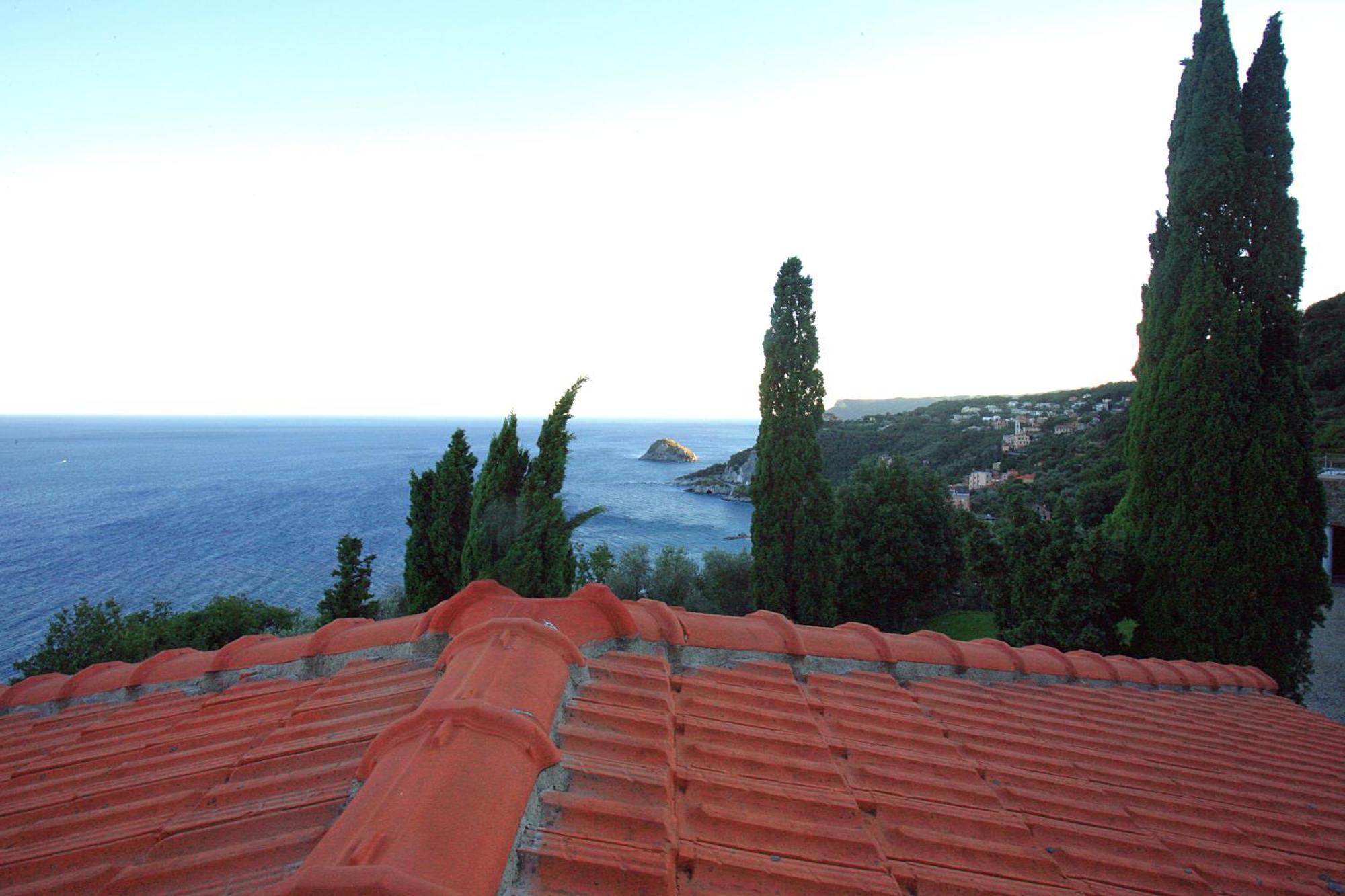 Residence Borgo San Sebastiano Bergeggi Bagian luar foto