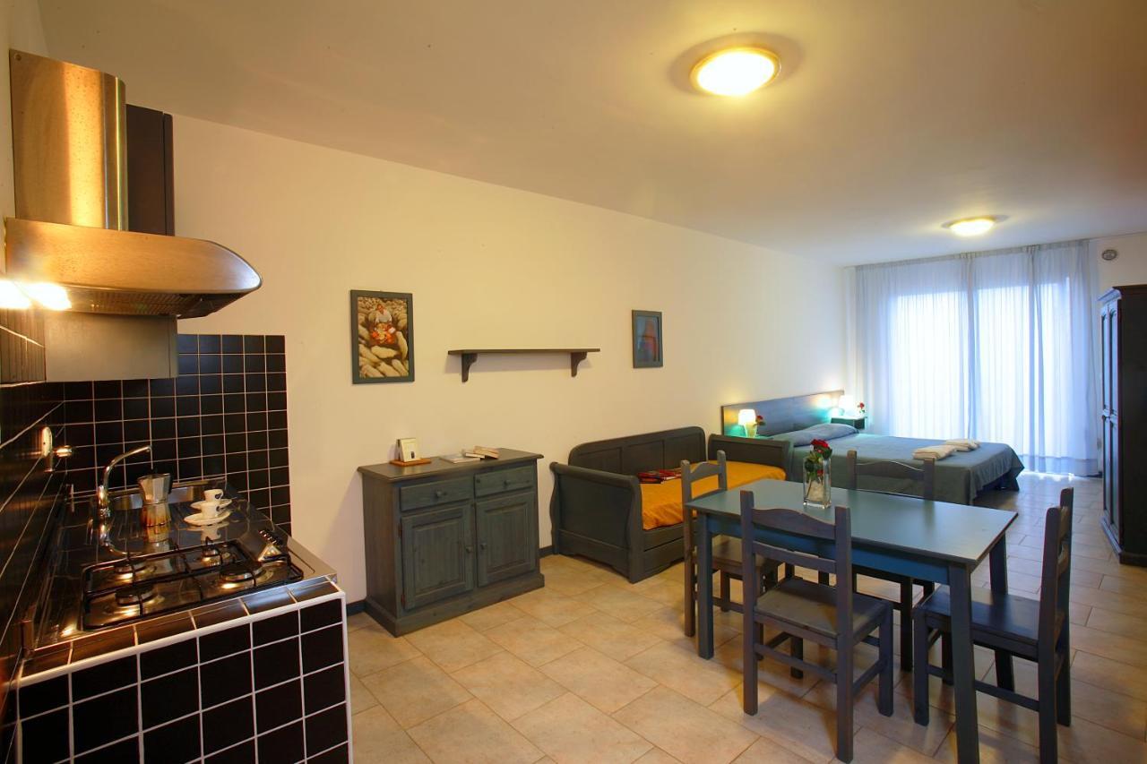 Residence Borgo San Sebastiano Bergeggi Ruang foto