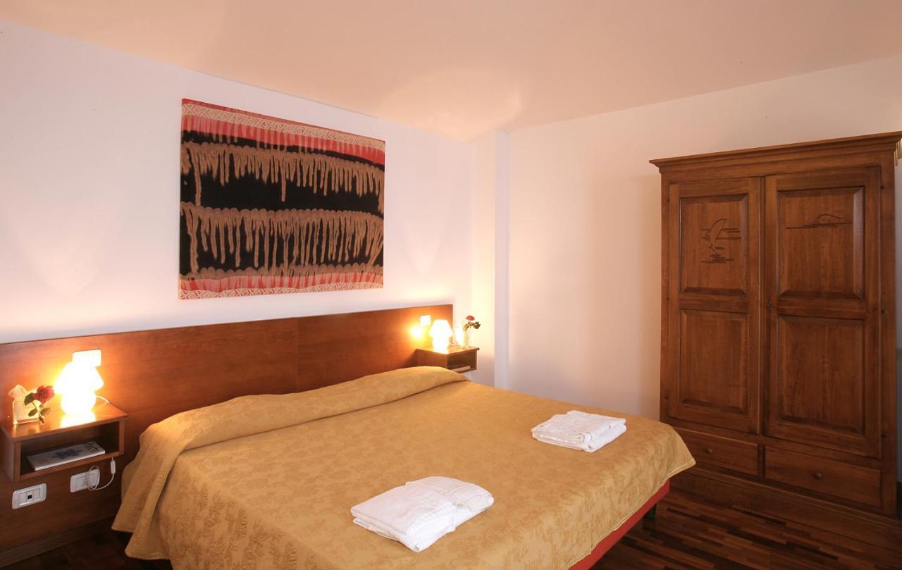 Residence Borgo San Sebastiano Bergeggi Ruang foto