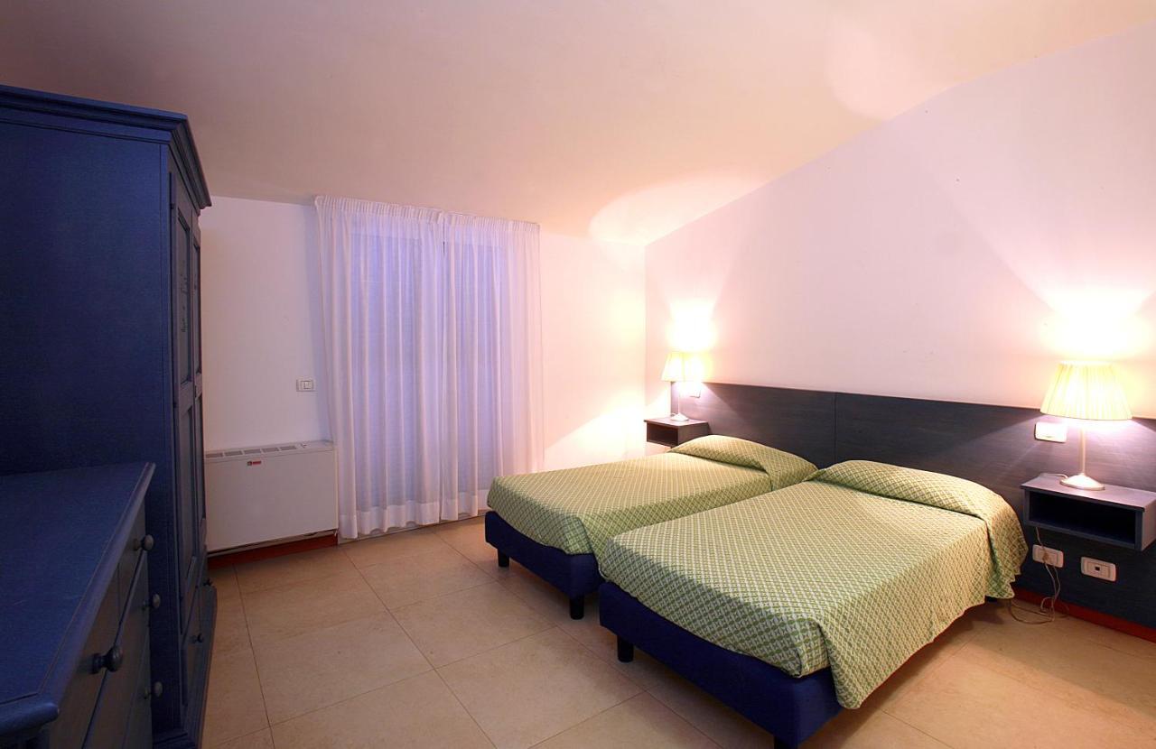 Residence Borgo San Sebastiano Bergeggi Ruang foto