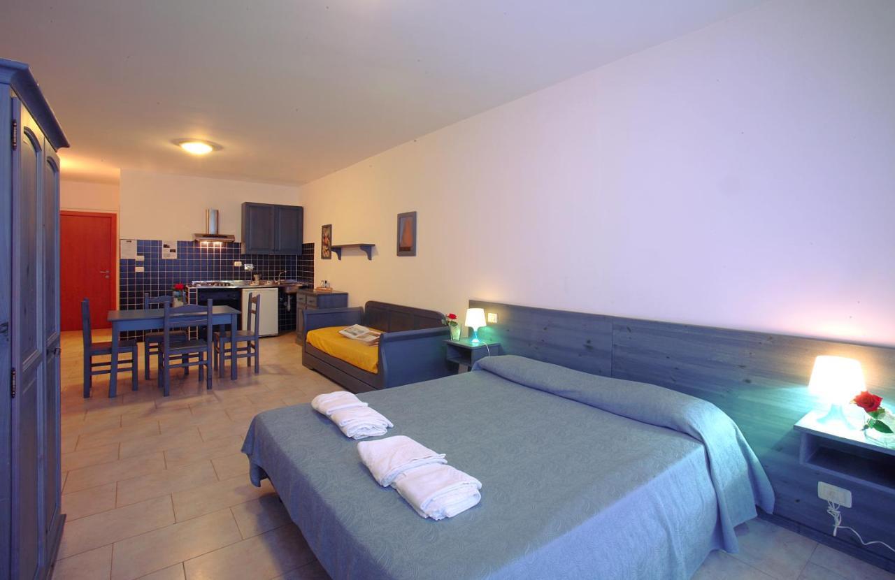 Residence Borgo San Sebastiano Bergeggi Ruang foto